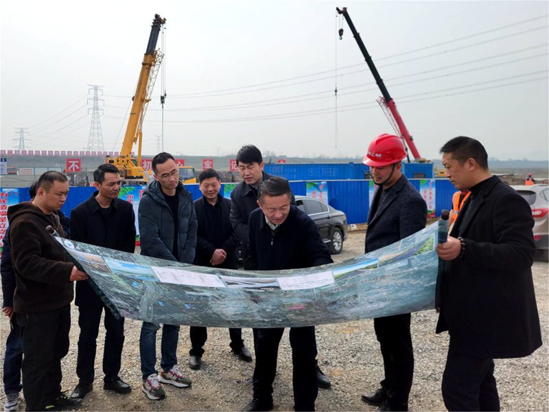 唐杰赴S247（圍烏路）改建工程四期項目現(xiàn)場指導工作